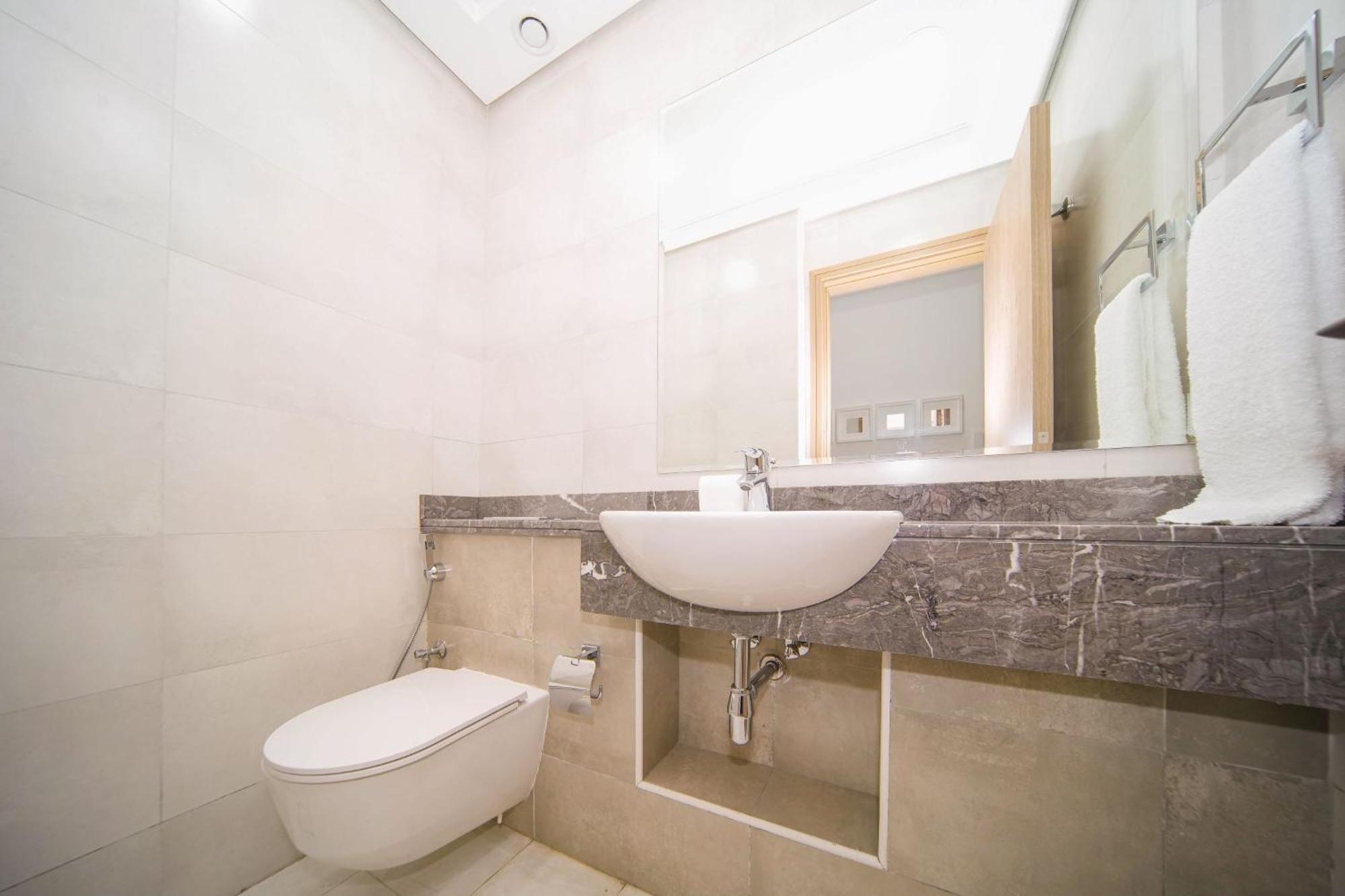 Elegant 2Br View With Rooftop Pool The Bay Дубай Екстериор снимка