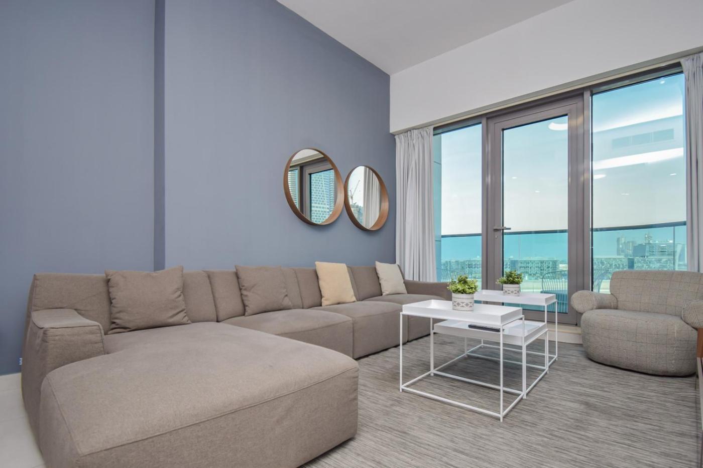 Elegant 2Br View With Rooftop Pool The Bay Дубай Екстериор снимка
